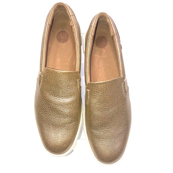 NWOT FRYE Gold Metallic Leather IVY Slip-on - Picture 2 of 8